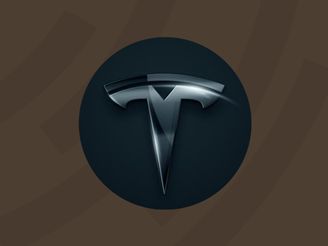 تسلا می‌گوید تعداد واحدهای گرافیکی ۸۰ گیگابایتی موجود در ابرکامپیوتر خود را افزایش داده و به ۷٬۳۶۰ مورد رسانده است.